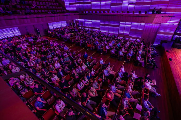 Grote zaal tijdens het AI in de Zorg Congres